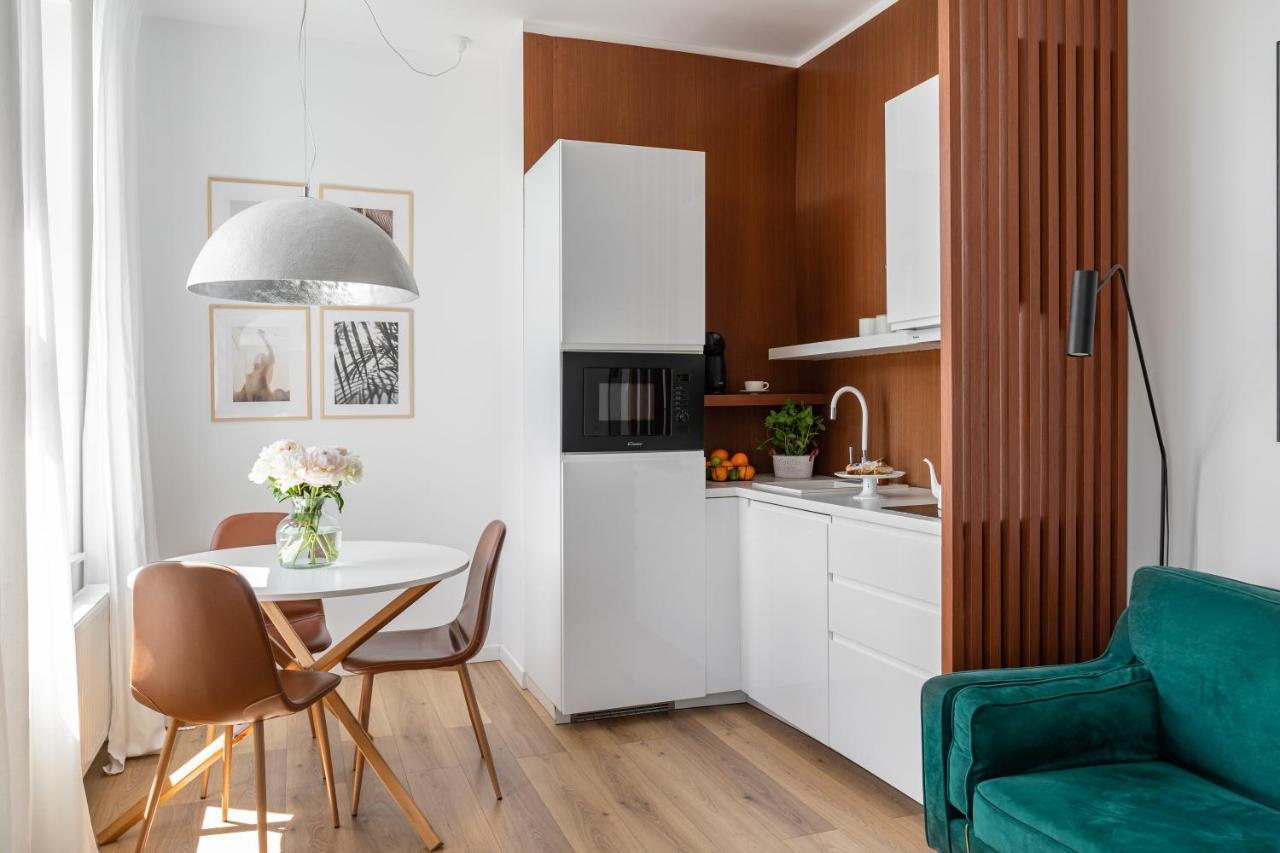 All For Sophie Apartments - Z Palarnia Kawy I Pracownia Artystyczna W Kamienicy - Art & Coffee In Historic Building Gdańsk Eksteriør billede
